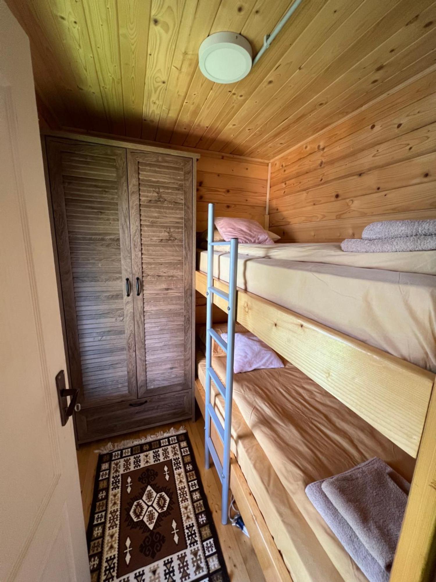Holiday Bicaz Bungalows On The Lake Εξωτερικό φωτογραφία